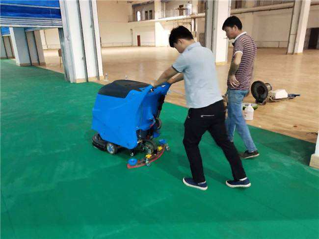 洗地機(jī) 洗地機(jī)